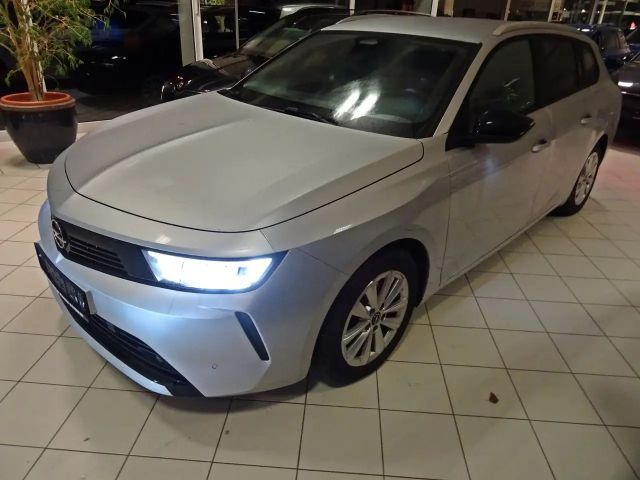 Opel Astra Business Elegance Sports Tourer
