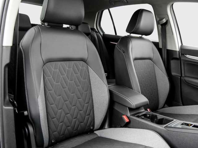 Volkswagen Golf 2.0 TDI DSG Golf VIII