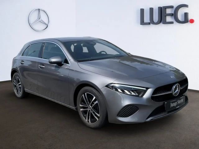 Mercedes-Benz A 180 Progressive