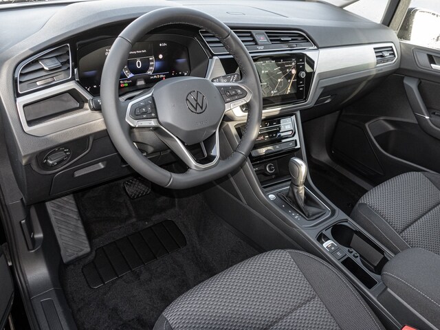 Volkswagen Touran 1.5 TSI DSG