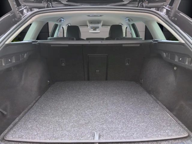 Skoda Octavia Combi Selection