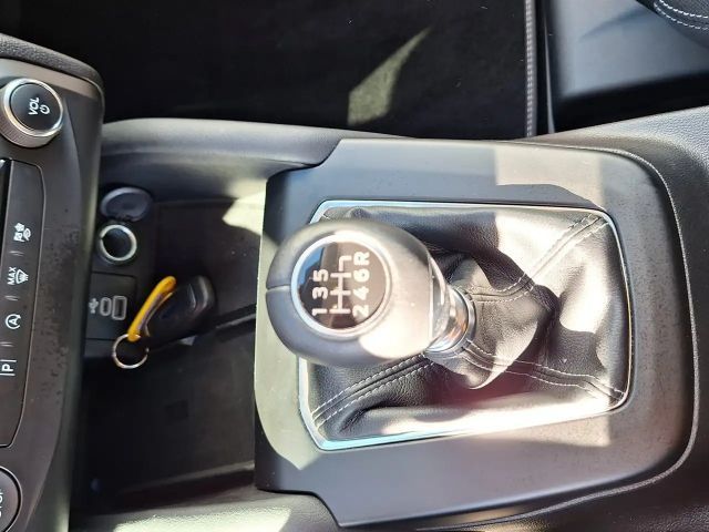 Ford Focus Titanium Wagon