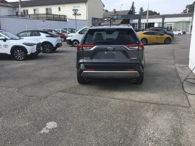 Toyota RAV4 Active