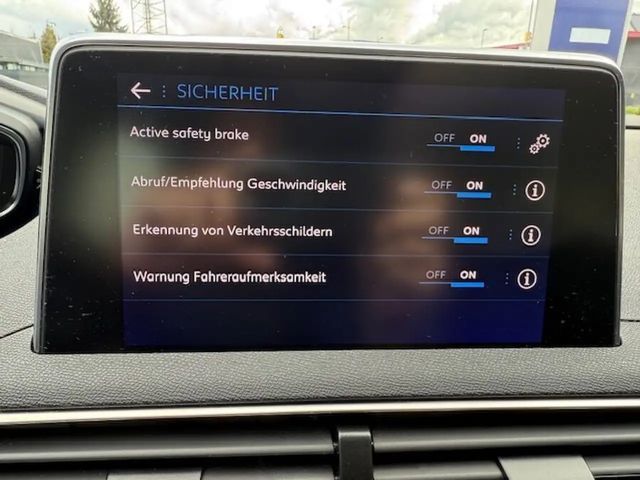 Peugeot 3008 PT 130 6 Gang Manuell