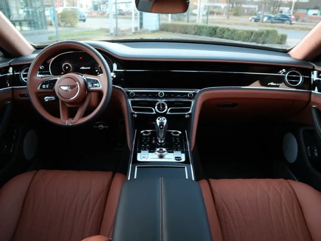 Bentley Flying Spur Hybrid V8