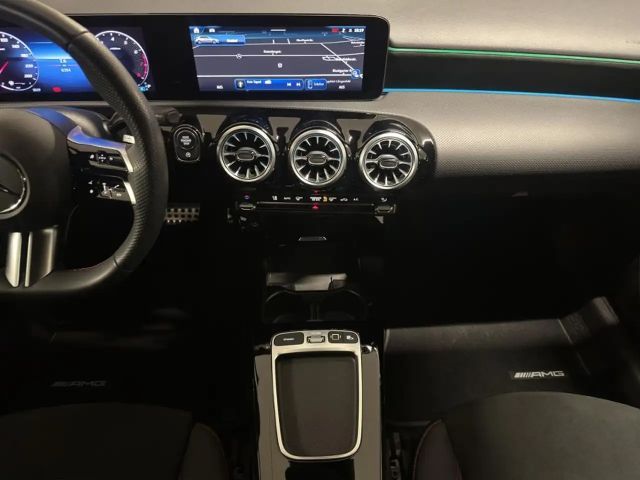 Mercedes-Benz A 200 AMG Line