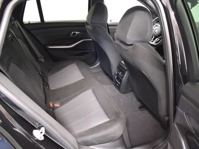 BMW 318 318d M-Sport Touring