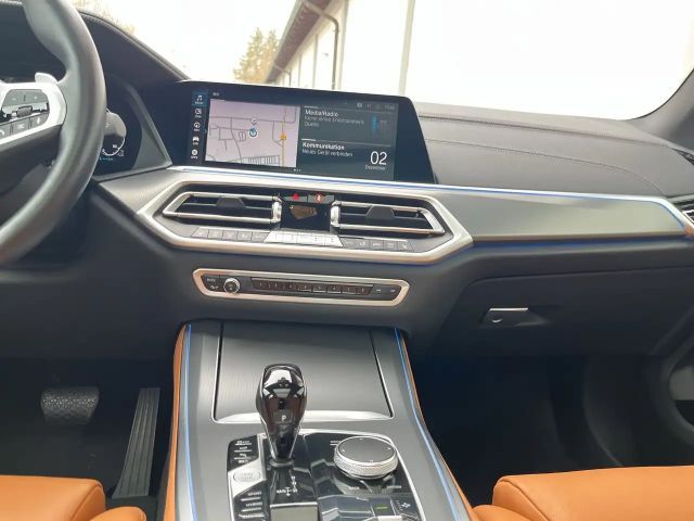 BMW X5 xDrive45e
