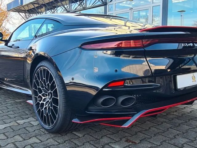 Aston Martin DBS V12