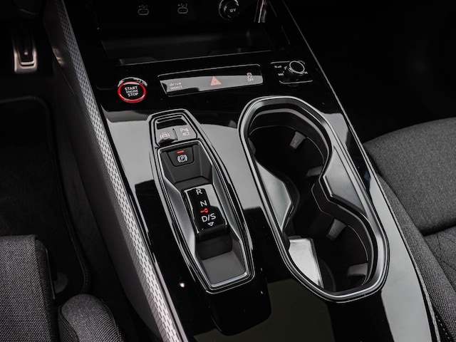 Audi A6 Avant Quattro S-Tronic