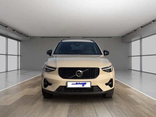 Volvo XC40 Dark Plus