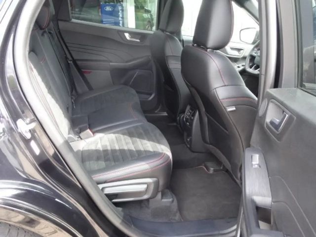 Ford Kuga Plug in Hybrid ST Line X