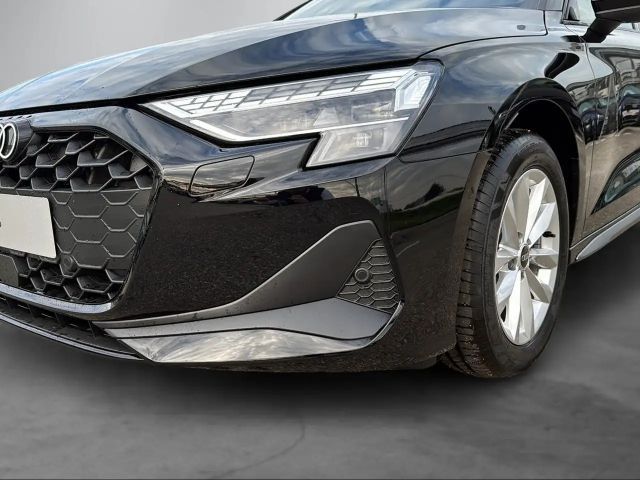 Audi A3 30 TFSI Sedan