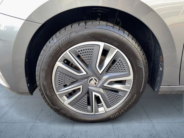 Skoda Fabia 1.0 TSI Tour