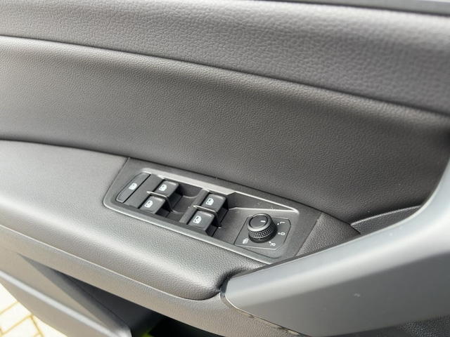 Volkswagen Touran DSG IQ.Drive