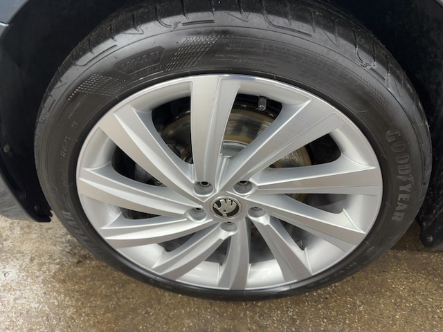 Skoda Octavia 2.0 TDI 4x4 Combi Style Style