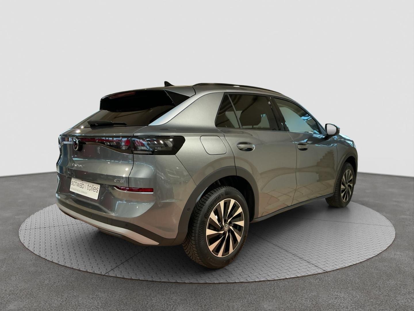 Volkswagen T-Roc 1.5 eTSI DSG Life Plus