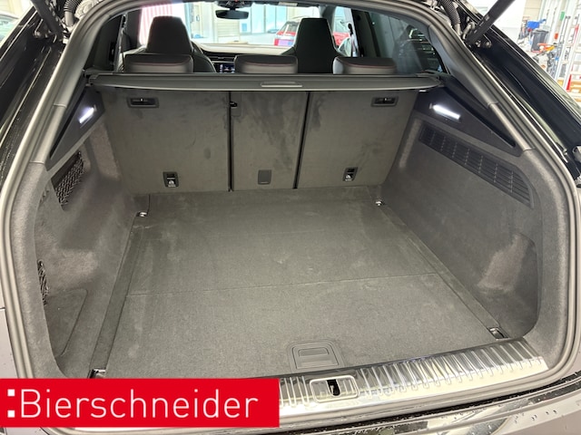 Audi RS Q8 Performance Quattro