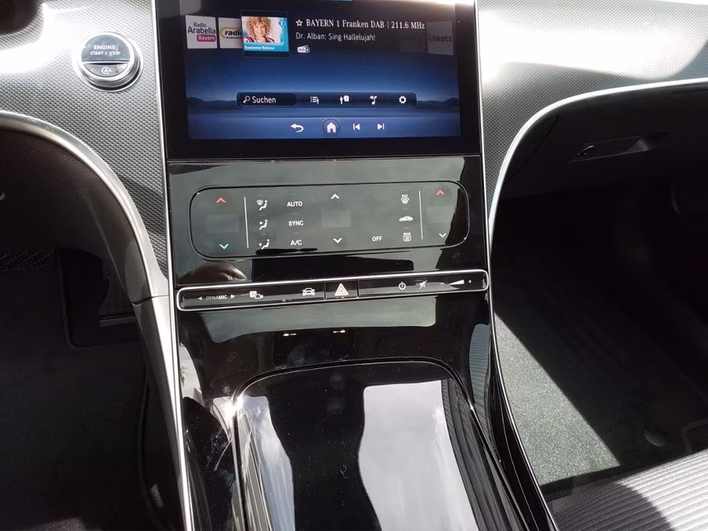 Mercedes-Benz C 220 dT 4M*AHK*PANORAMAD*KAMERA*LED*KEYLESS-GO*