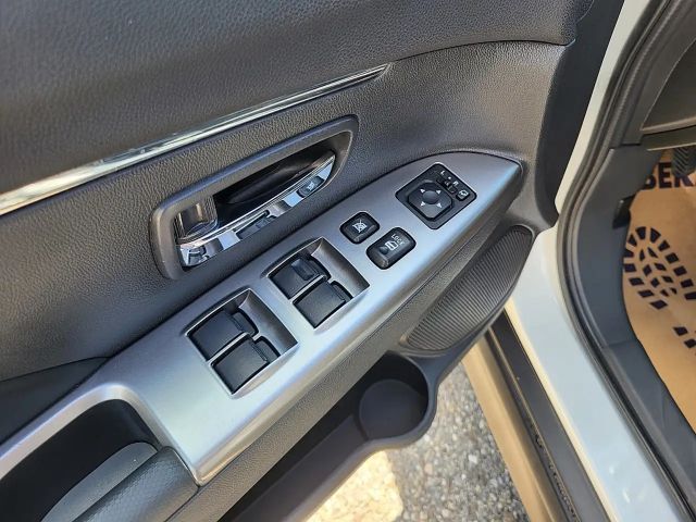 Mitsubishi ASX Invite MIVEC