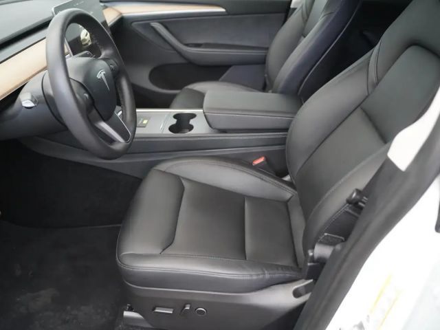 Tesla Model Y Performance