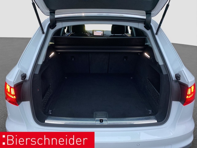 Audi A4 40 TFSI Avant S-Tronic