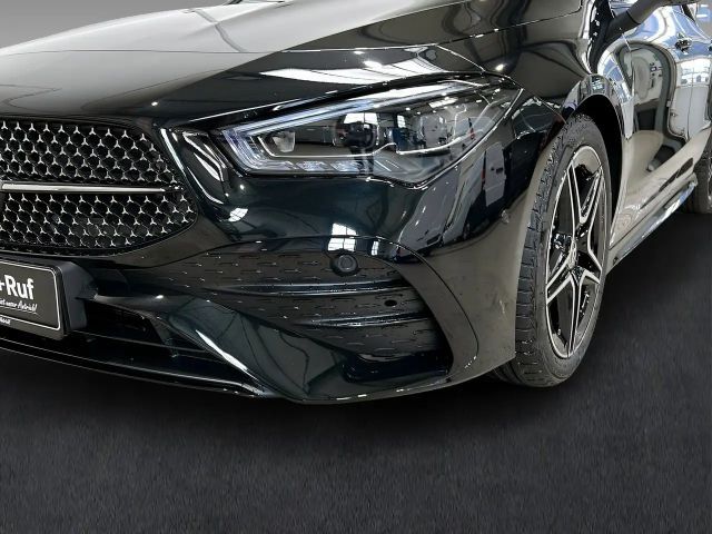 Mercedes-Benz CLA 200 AMG Line Coupé
