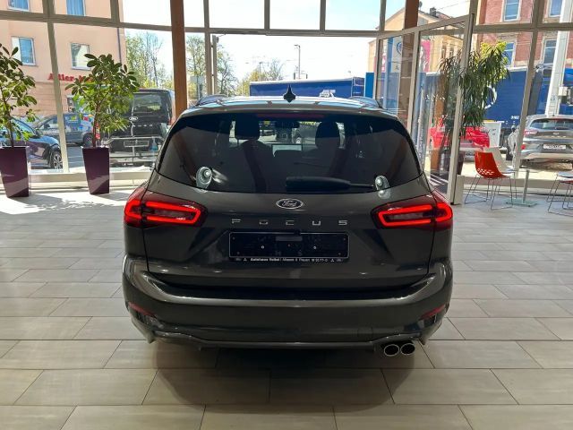 Ford Focus ST Line Wagon