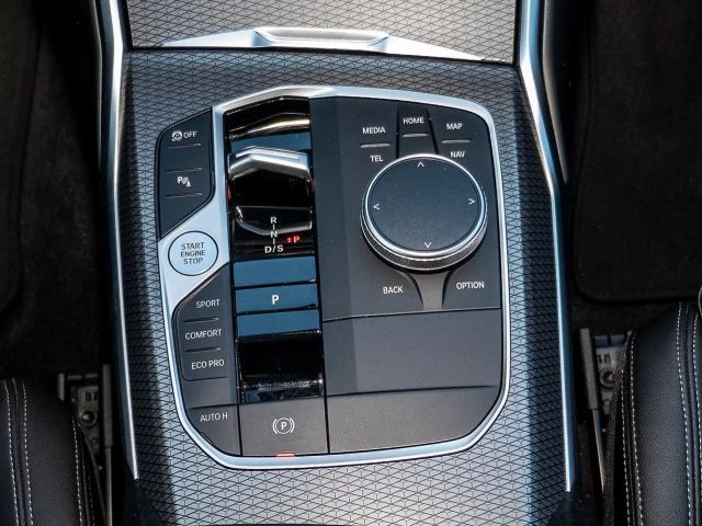 BMW 330 330d M-Sport Touring xDrive