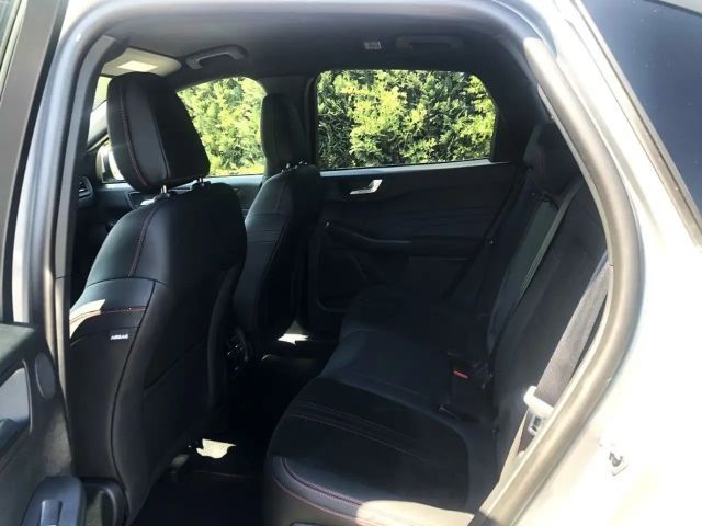 Ford Kuga Plug in Hybrid ST Line X