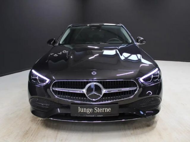 Mercedes-Benz C 180 AVANTGARDE Sedan