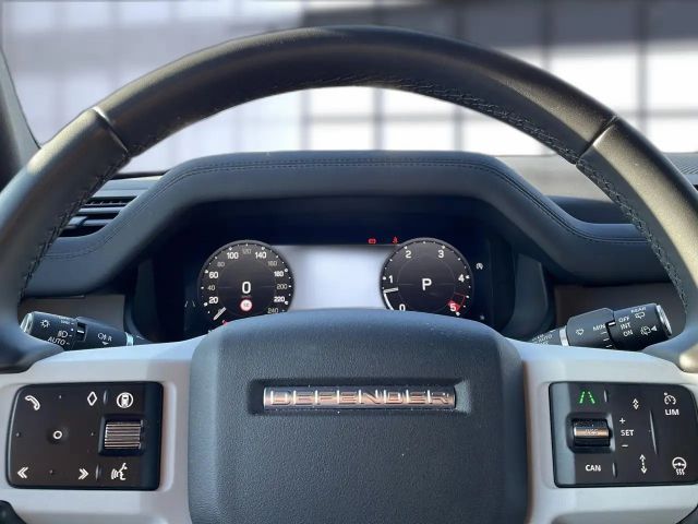 Land Rover Defender 110 D250 Dynamic SE