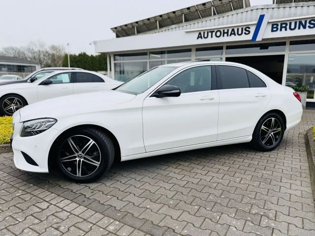 Mercedes-Benz C 220 AVANTGARDE C 220 d Sedan