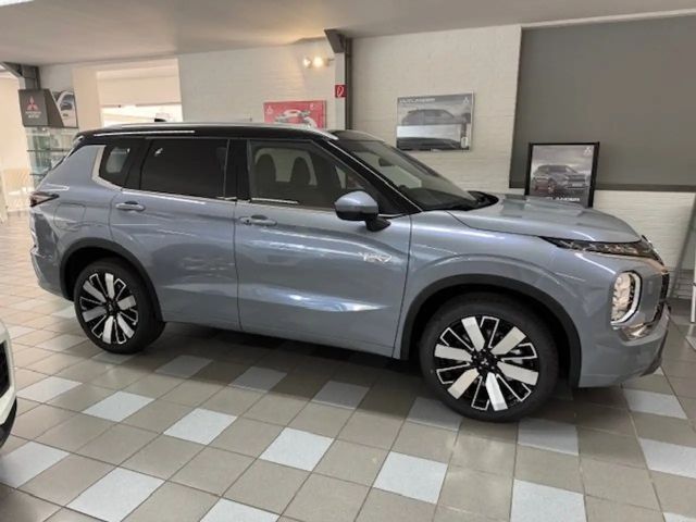 Mitsubishi Outlander 4WD PHEV