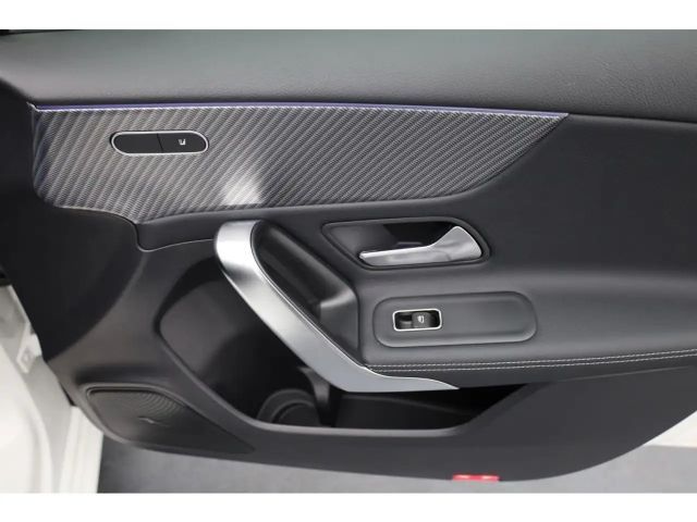 Mercedes-Benz A 180 Limo Night Distronic KeyGO Ambi Standhzg