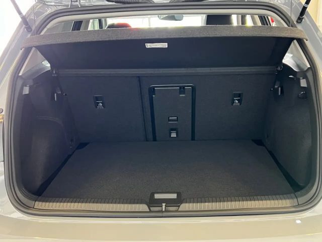 Volkswagen Golf 1.0 TSI Golf VIII Life