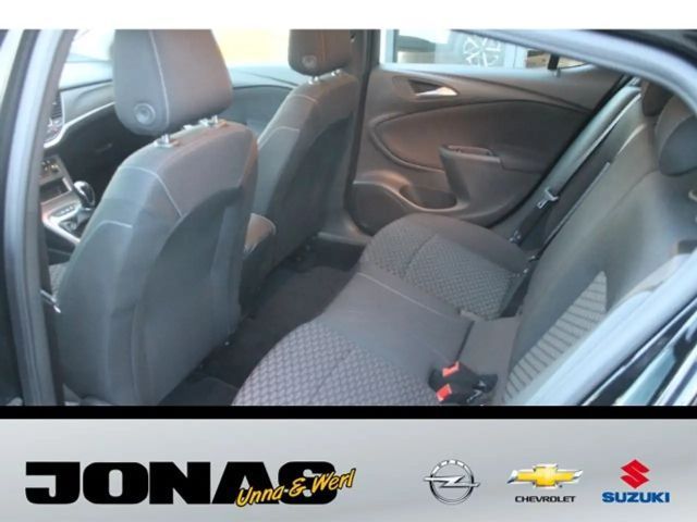 Opel Astra 1.2 Turbo Edition