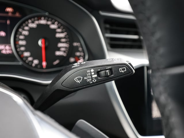 Audi A6 40 TDI Avant S-Tronic