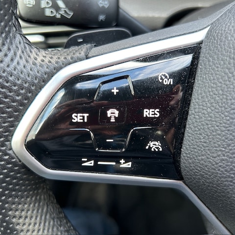 Volkswagen Golf Style