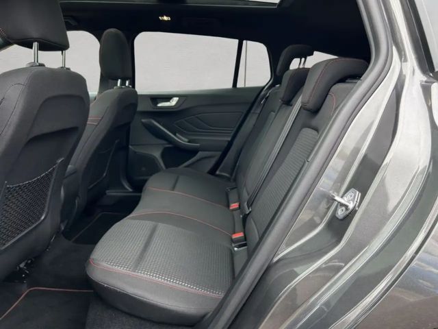 Ford Focus EcoBoost ST Line Wagon