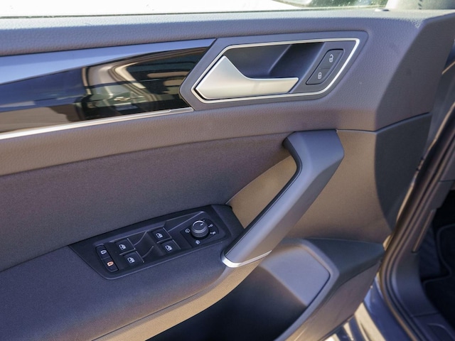 Volkswagen Touran DSG Highline