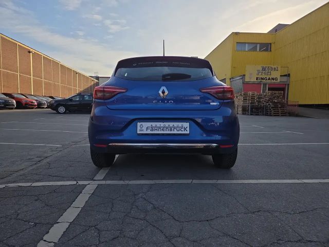 Renault Clio E-Tech Intens