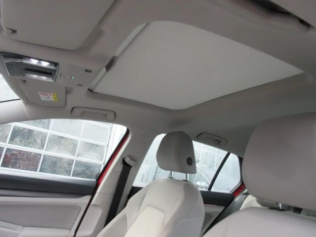 Volkswagen Golf 1.5 eTSI DSG Style