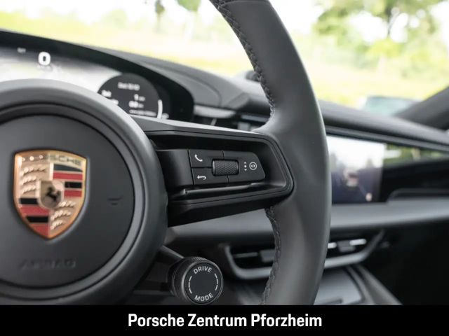 Porsche Macan 4