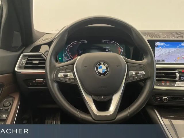 BMW 330 330d Touring xDrive