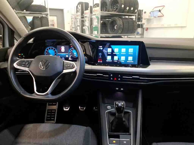 Volkswagen Golf Life