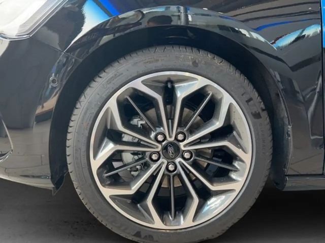 Ford Focus ST Line Wagon