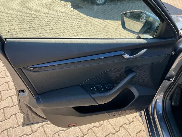 Skoda Octavia 2.0 TDI Combi Selection