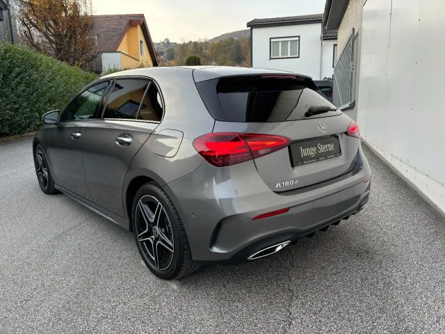 Mercedes-Benz A 180 A 180 d AMG Line