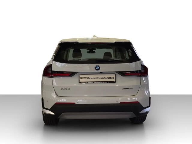 BMW iX1 xDrive30